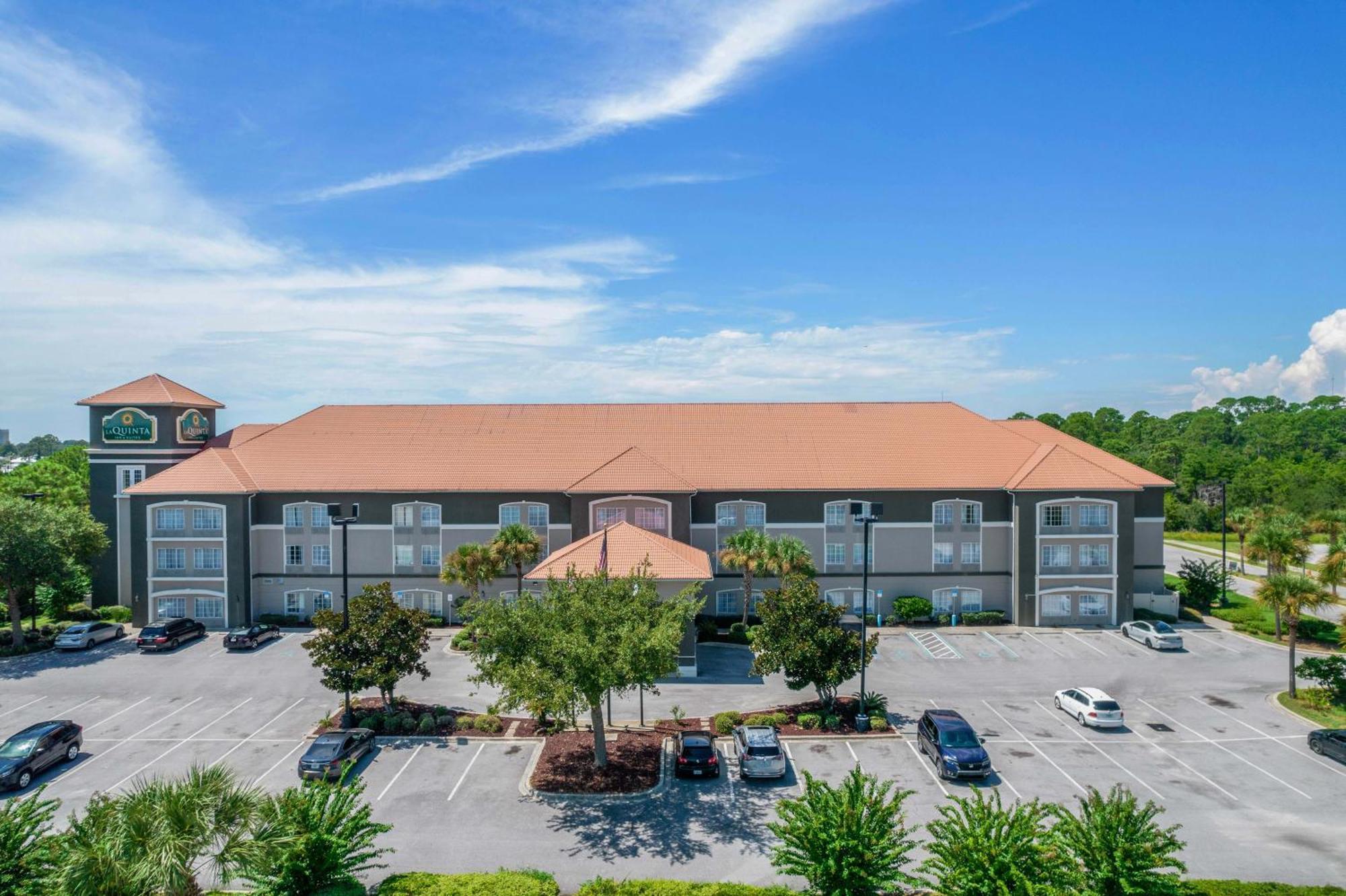 La Quinta By Wyndham Pcb Coastal Palms Upper Grand Lagoon Exterior foto